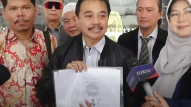 Roy Suryo Beberkan 5 Kejanggalan Mengejutkan Salinan Ijazah Jokowi dari KPU DKI