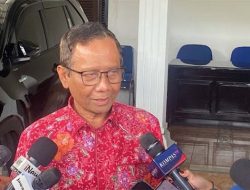 KPK Diminta Usut Tuntas, Bukan Sekadar Minta Laporan! Mahfud MD Soroti Dugaan Markup Proyek Whoosh