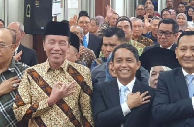 Rizal Fadillah Sebut Jokowi Tak Hafal Salam UGM, Tuduh Ijazah Palsu: Stop Tipu-tipu!