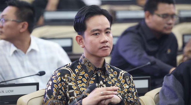 Gibran Dinilai Cerdas dan Visioner, Survei Poltracking: 71% Publik Puas dengan Kinerjanya!