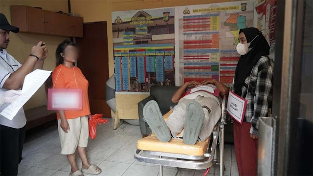 Istri di Jakbar Potong Alat Kelamin Suami Pakai Cutter Saat Tidur, Diduga Motif Cemburu