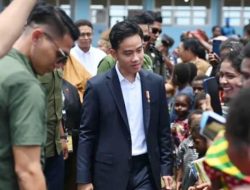 Roy Suryo Cs Rilis Black Paper Gibrans Usai Jokowis White Paper, Benarkah untuk Makzulkan Wapres?
