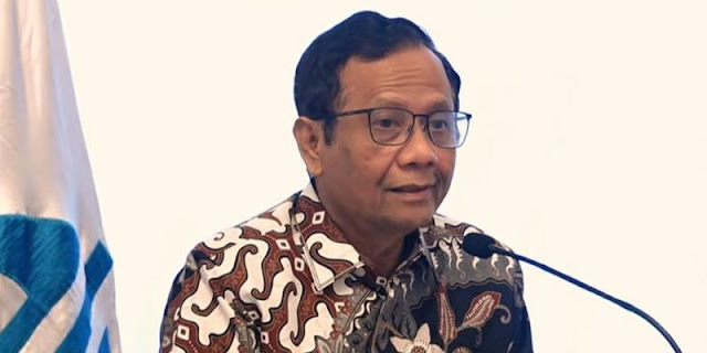 Skandal Proyek Whoosh: Mahfud MD Ungkap Utang Raksasa dan Desak Penyelesaian Hukum