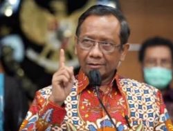 Mahfud MD Bongkar Fakta: Luhut Binsar Pandjaitan Tak Terlibat Awal Proyek Kereta Cepat Whoosh?