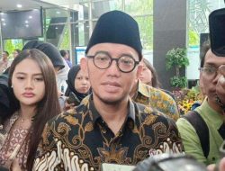 Wamenhaj Beberkan Aturan Umrah Mandiri & Respons Keresahan Travel