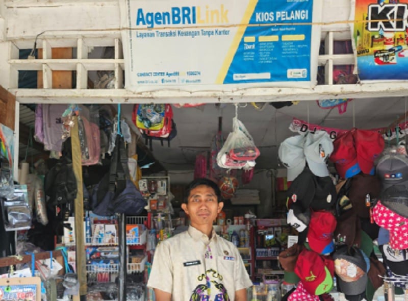Kisah Hamjah, Guru di Pedalaman Papua yang Jadi Pahlawan Inklusi Keuangan Lewat AgenBRILink