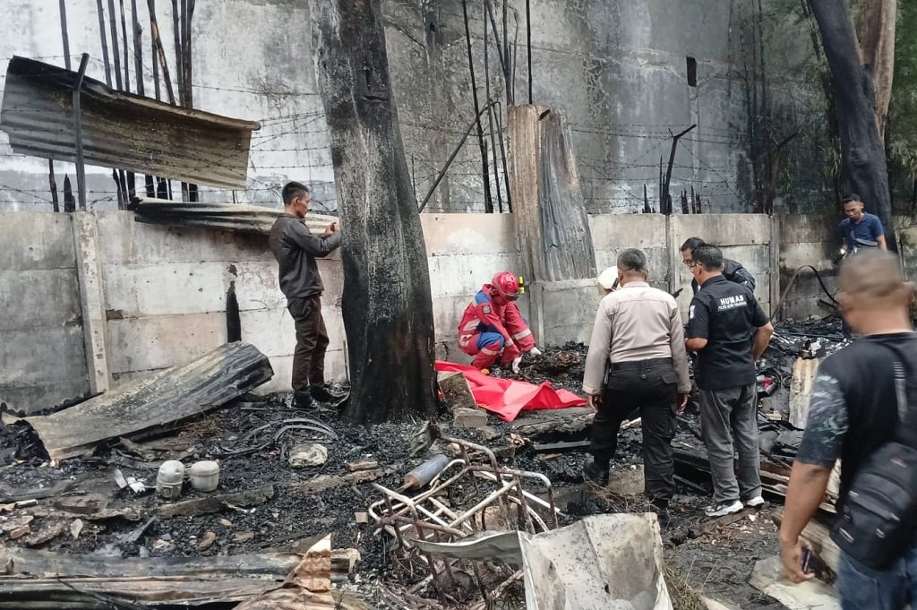 Kebakaran Warung di Kapuk Muara Tewaskan 1 Lansia, Diduga Akibat Korsleting Gas