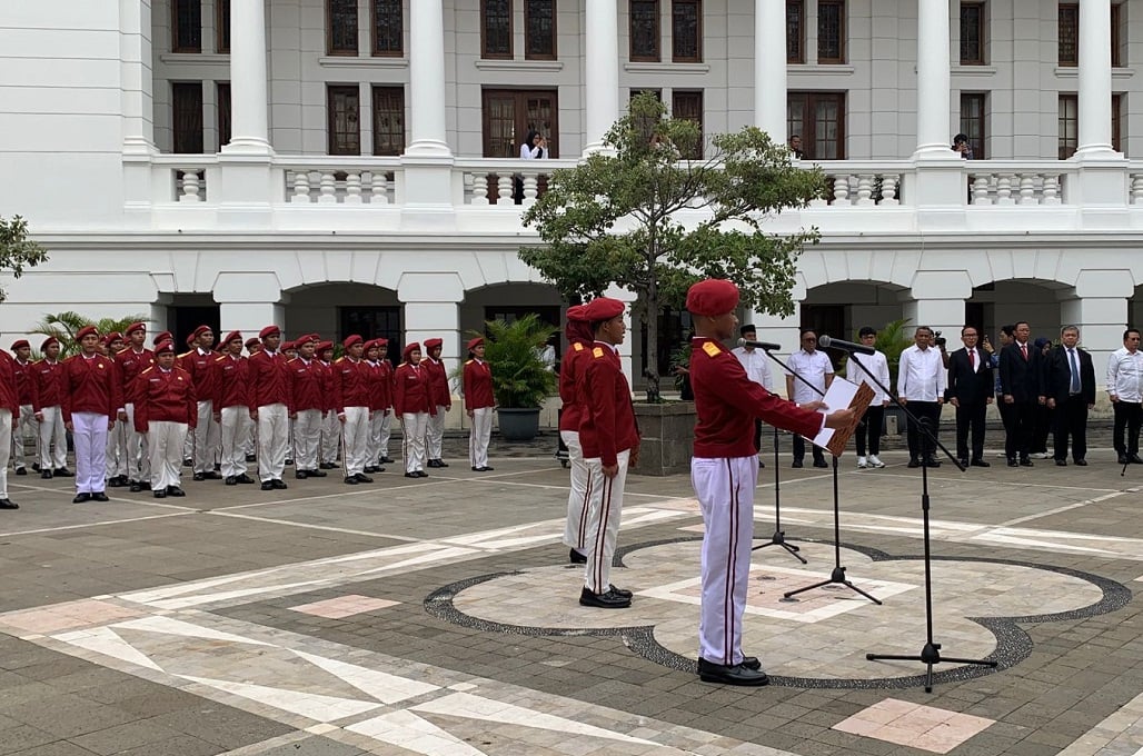 Siswa Sekolah Rakyat Pimpin Upacara Sumpah Pemuda 2025, Gus Ipul Hadir!