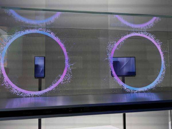Samsung Bongkar Prototipe Ponsel Lipat Tiga, Siap Rilis Terbatas Tahun Ini!