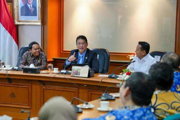 Menteri Keuangan Puji Kinerja Menhut: Kebakaran Hutan Turun Drastis, Tak Ada Lagi Protes Negara Tetangga