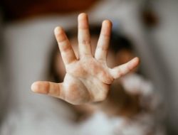 Kepsek SMA di Majene Ditahan Polisi Usai Jadi Tersangka Pelecehan Siswi 15 Tahun di Ruang UKS