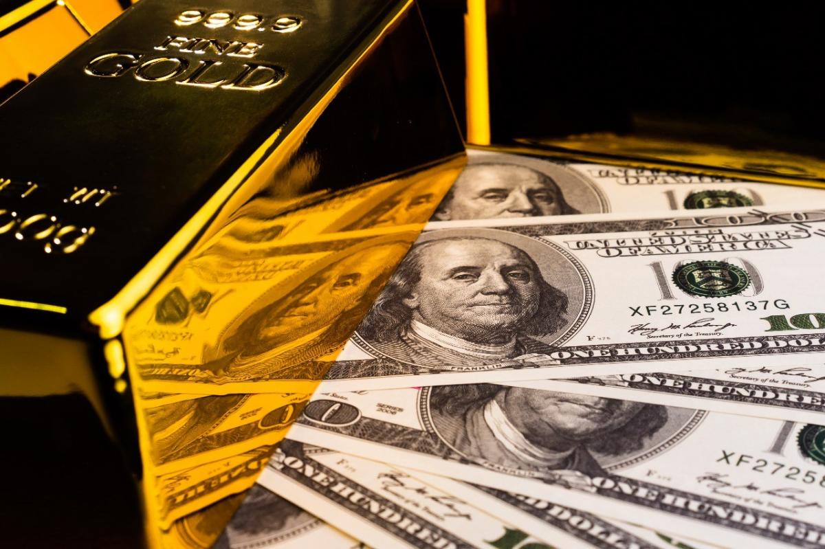 Harga Emas Anjlok ke Level Terendah 3 Pekan, Ini Penyebab dan Proyeksinya ke Depan