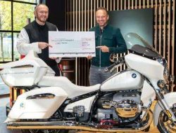 BMW R18 Transcontinental Paus Leo XIV Laku Rp 2,2 Miliar di Lelang, Ini Faktanya