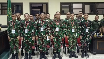 Kesaksian Prada Richard: Dipaksa Telanjang & Anus Diolesi Cabai untuk Mengaku Gay di Sidang Kematian Prada Lucky