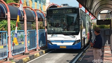 Fakta Mengejutkan! Tarif TransJakarta Sebenarnya Rp 13.000, Disubsidi Hingga 86%