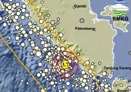 Gempa Kaur Bengkulu M 3.7 Guncang Hari Ini, BMKG Ungkap Lokasi & Dampaknya