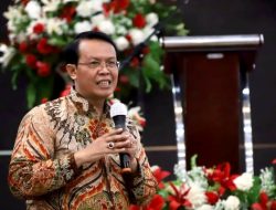 Aqua Bukan Cuma dari Gunung? Aparat Diminta Usut Tuntas Sumber Air Seluruh Pabrik!