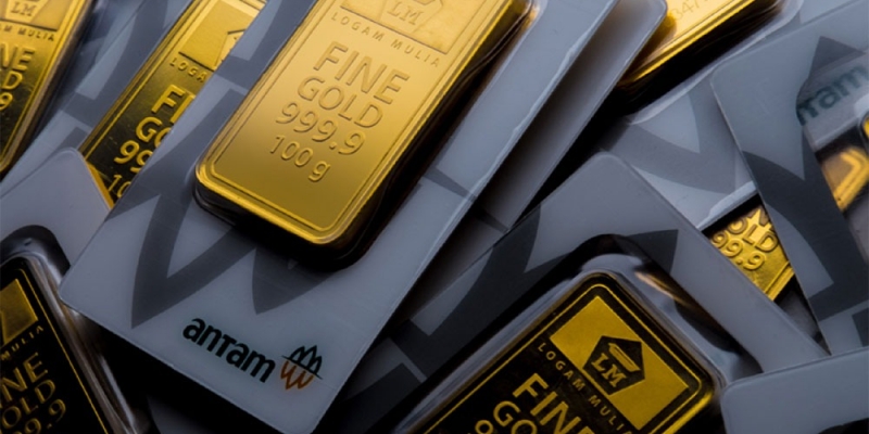 Harga Emas Antam Turun Lagi! Cek Daftar Lengkap & Harga Buyback Terbaru 30 Oktober 2025
