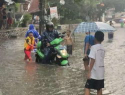 Banjir Jakarta Selatan Lumpuh Total! Pasar Warung Buncit Tergenang hingga Setinggi Perut