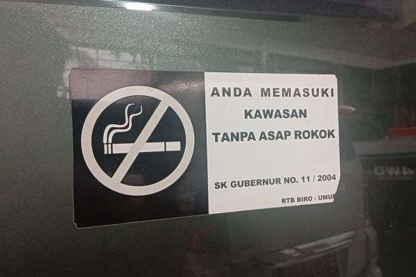 Raperda KTR DKI Jakarta Rampung, Larangan Jual Rokok di Sekolah Radius 200 Meter Tetap Berlaku