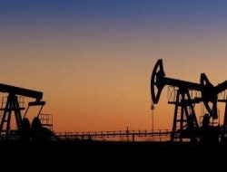 Harga Minyak Stabil: AS & China Sepakati Penurunan Tarif, Ancam Pasokan Global?