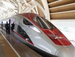 Mahfud MD Beberkan Fakta Jaminan Rahasia Indonesia ke China untuk Proyek Kereta Cepat Whoosh