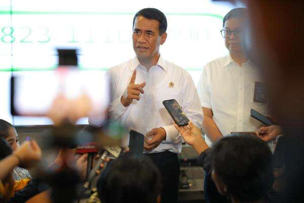 Mentan Cabut Izin 190 Pengecer Pupuk: Langkah Tegas Hapus Mafia Pupuk & Lindungi Petani