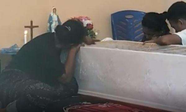 Oknum Polisi di Ende Aniaya Warga Disabilitas Tunarungu Hingga Tewas, Kronologi & Tuntutan Keluarga