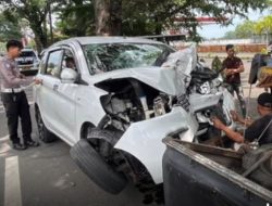Waspada Bahaya Micro Sleep! Suzuki Ertiga Tabrak Pejalan Kaki di Bangkalan, 1 Luka Berat
