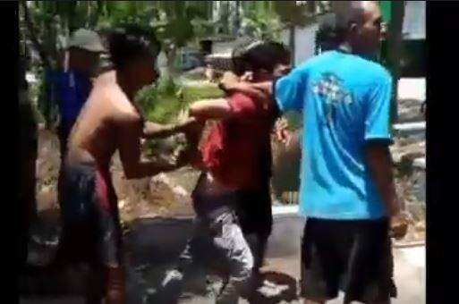 Perampok Nenek 75 Tahun di Brebes Dihajar Massa, Mobil Avanza Ringsek