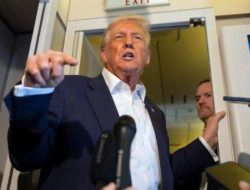 Trump Umumkan Uji Coba Nuklir AS: Lokasi Rahasia & Dampak Global