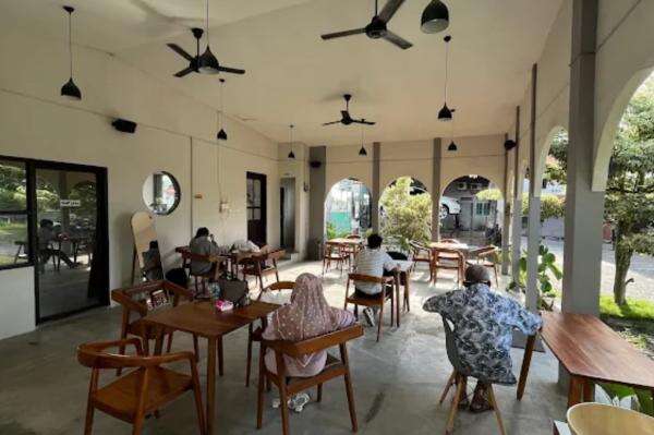 4 Tempat Nongkrong di Brebes 2025: Kafe Kekinian & Instagramable untuk Healing