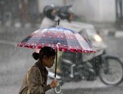 BMKG Imbau Warga Tak Keluar Rumah, Ini Langkah Antisipasi Hujan Ekstrem