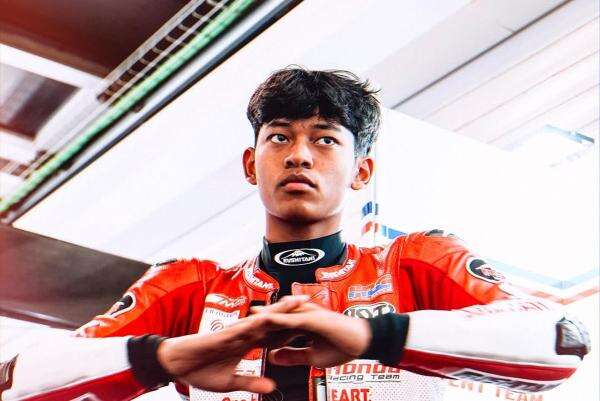 Veda Ega Pratama Resmi Naik Kelas ke Moto3 2026, Siap Berduet di Honda Team Asia