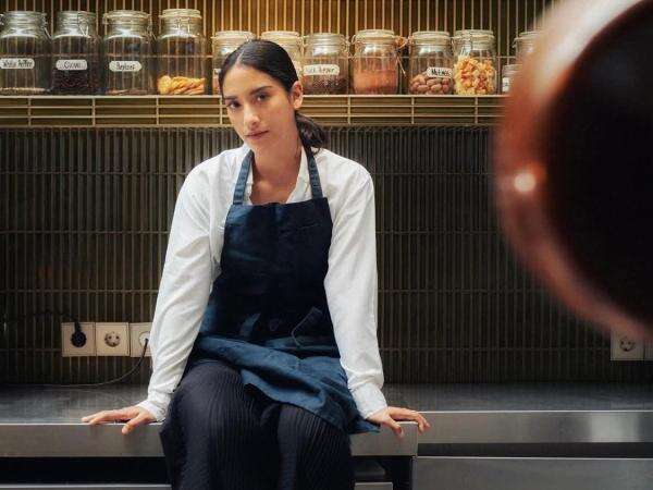 Profil Sabrina Alatas (Chef Sasha): Biodata, Karier, dan Fakta Viral Terkini