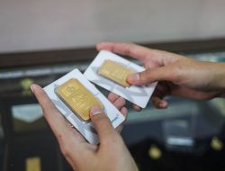Harga Emas Antam Hari Ini Turun Rp 12.000! Cek Daftar Lengkap Harga Terbaru 2025