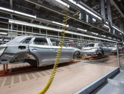 PMI Manufaktur Indonesia Oktober 2025 Capai 51,2, Tandai Ekspansi Terkuat Awal Kuartal IV