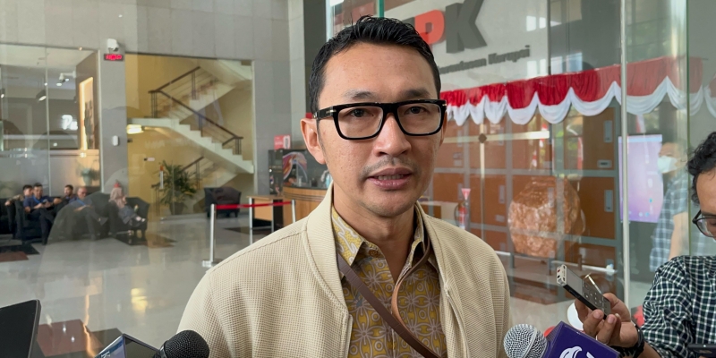 KPK Periksa 10 Saksi Kasus Dugaan Gratifikasi & Pencucian Uang Dana CSR BI-OJK