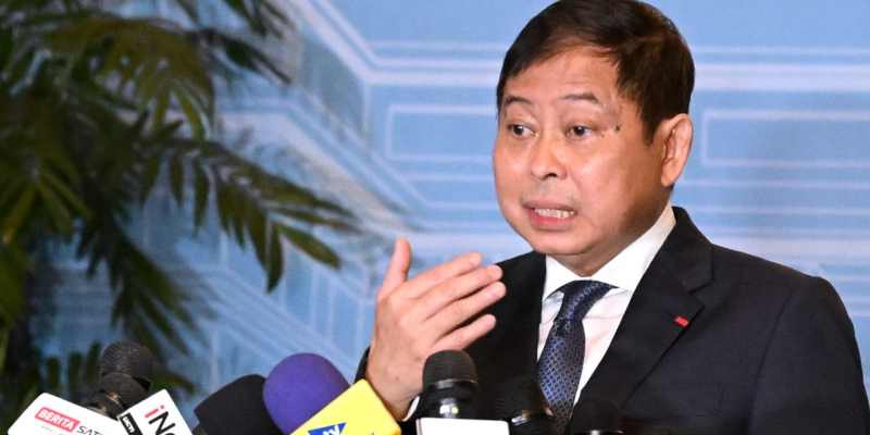 Prabowo & Jonan Bahas Program Kerakyatan: Dukungan untuk MBG, Koperasi Desa, dan Sekolah Rakyat