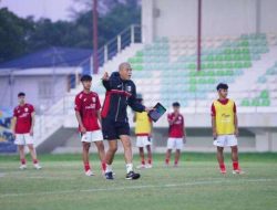 Nova Arianto Tekankan Timnas U-17 Nikmati Piala Dunia 2025 Tanpa Beban