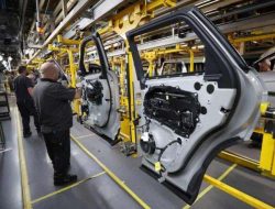 PMI Manufaktur Inggris Capai Level Tertinggi, Didorong Kebangkitan Jaguar Land Rover