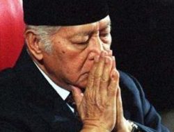 Pro Kontra Soeharto Jadi Pahlawan Nasional: KKN & Pelanggaran HAM Jadi Penghalang?