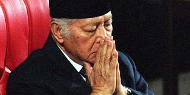 Pro Kontra Soeharto Jadi Pahlawan Nasional: KKN & Pelanggaran HAM Jadi Penghalang?