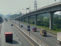 Kecelakaan Maut Tol Cikampek KM 68: Sopir Truk Tewas Diduga Akibat Mengantuk