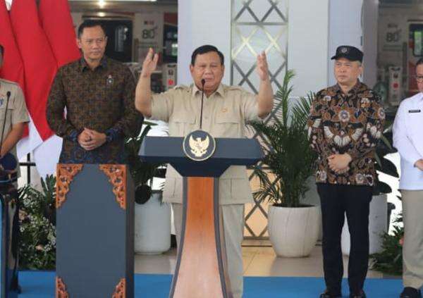 Prabowo Setujui Anggaran Rp5 Triliun untuk 30 Rangkaian KRL Baru, Target 1 Tahun