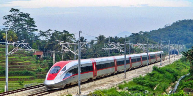 Dugaan Pembengkakan Anggaran Proyek Kereta Cepat Whoosh: Kerugian Negara Capai 4,5 Miliar Dolar