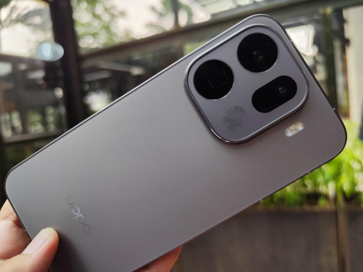 Review Oppo Find X9 Series: Spesifikasi, Kamera 200MP & Harga Terbaru 2025