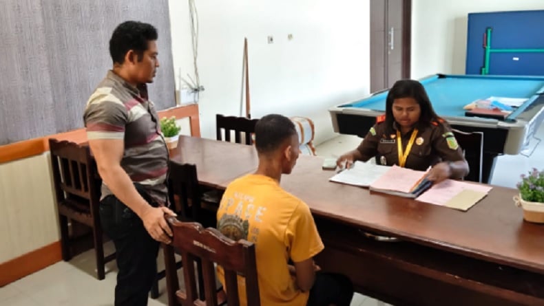 Peredaran 645 Butir Obat Keras di Mimika: Tersangka Diserahkan ke Kejaksaan