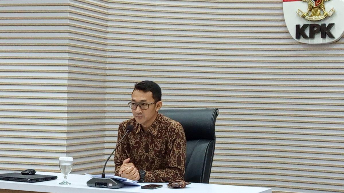 KPK OTT Gubernur Riau Abdul Wahid: Uang Rp1,6 M Disita, Sejumlah Pejabat Ditangkap