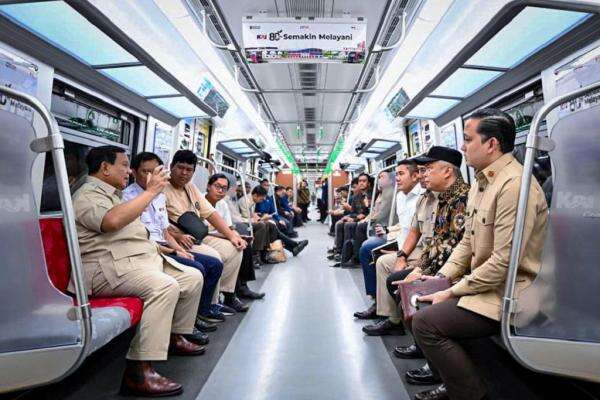 Prabowo Siapkan Jalur Kereta Api Baru di Luar Jawa, Ini Dampak untuk Biaya Logistik
